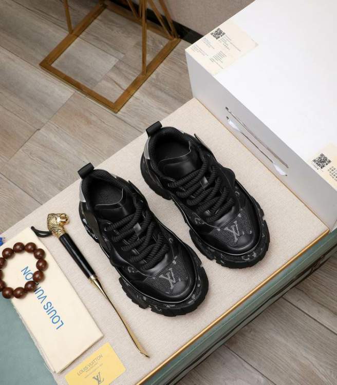 Picture of Louis Vuitton Shoes _SKULVsz38-45hnh030317324